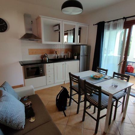 Residence Lu Brandali Санта Тереза Галура Екстериор снимка